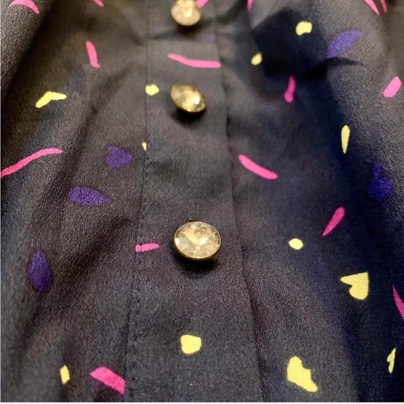 Adorable navy dress with retro confetti print and gem buttons. Ruched sleeves. - Picture 3 of 5